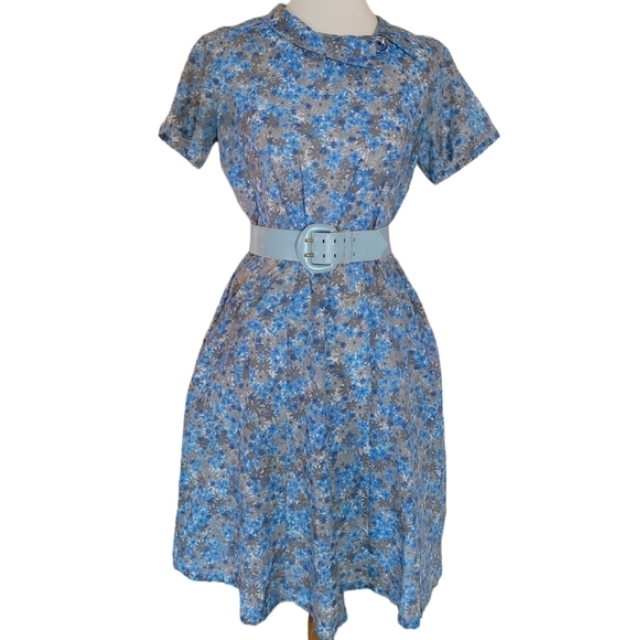 1950's Blue Ditzy Floral A Line Handmade Day Dress - Picture 2 of 8